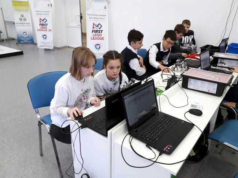 ПОБЕДА В «РОБОФЕСТЕ-ЯРОСЛАВЛЬ»  Открыла для тутаевских девочек дорогу в Москву на Всероссийский фестиваль