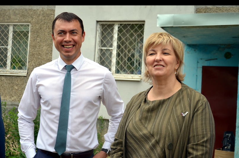 В Тутаеве ход работ по благоустройству на Волжской набережной и во дворах оценили представители Общероссийского народного фронта