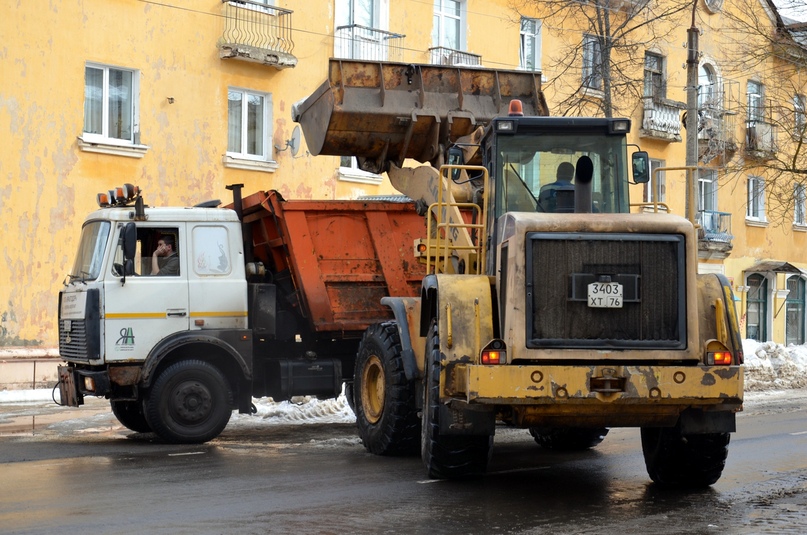 Глава администрации Константиновского поселения при поддержке жителей добился полноценной расчистки автодороги
