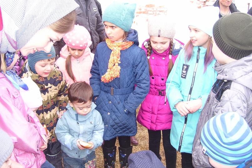 В минувшее воскресенье, 7 апреля, православный мир отметил праздник Благовещения, в Тутаеве в храмах прошли торжественные богослужения