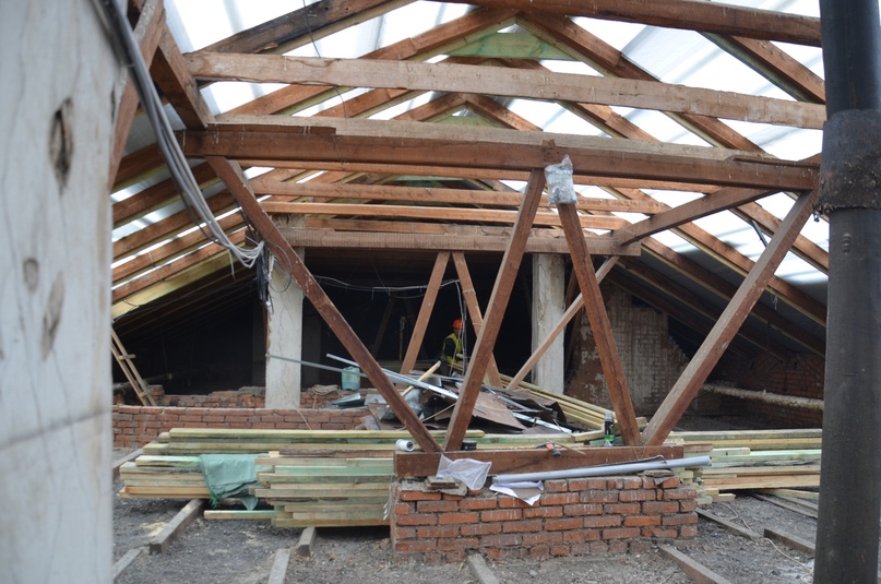 Также в ходе визита проверили ход работ по линии регионального Фонда капитального ремонта в Тутаеве и Константиновском