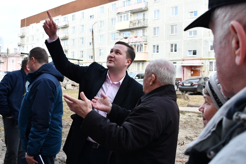 В Тутаеве поставлена задача: до 15 апреля решить проблему домов без управления, таких в городе несколько десятков