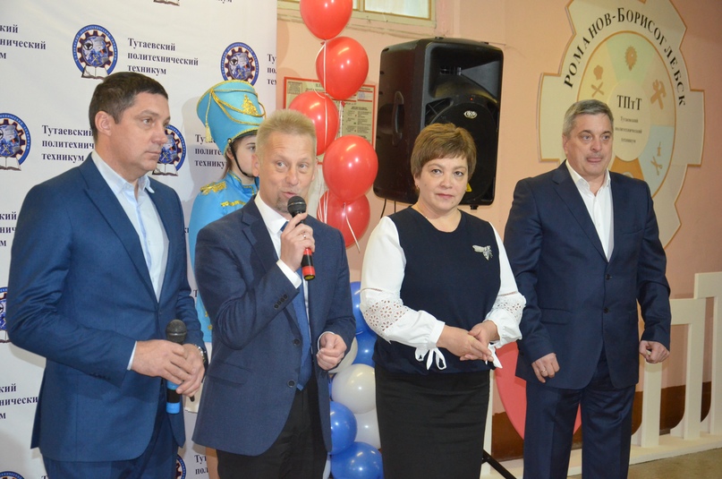 В Тутаевском политехническом техникуме открылась учебная швейная мастерская