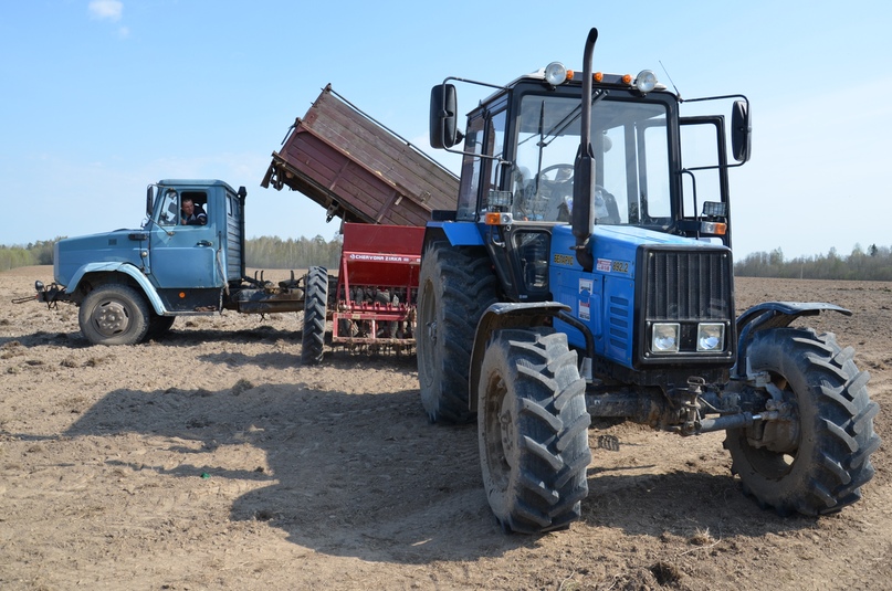 Весенне-полевые работы СПК Тутаевского района проводят с высокими процентами выполнения плановых показателей