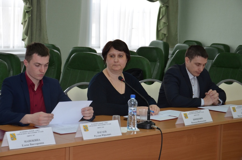 В муниципальном совете решили вызвать руководителей ресурсоснабжающих организаций