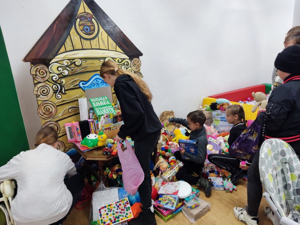 «Добрые дела»: помощь тутаевцам и детям Донбасса