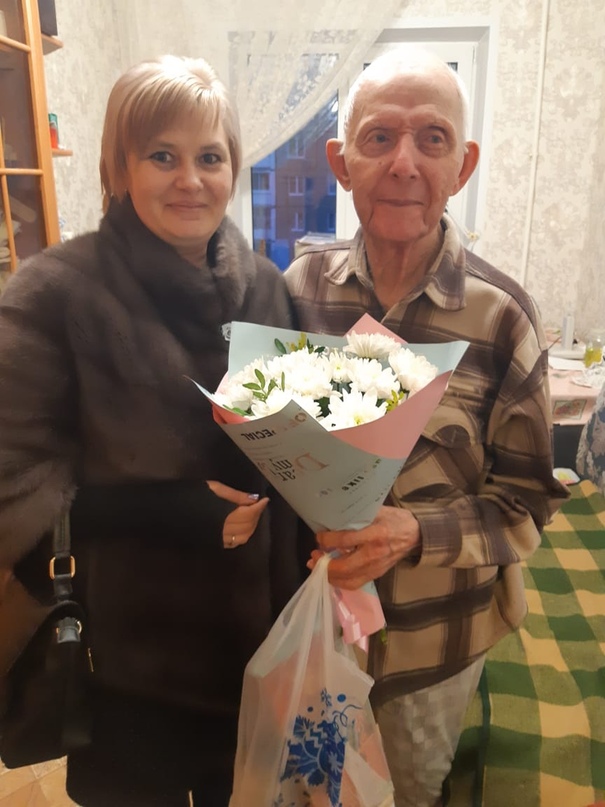 ПОЗДРАВИЛИ ВЕТЕРАНОВ