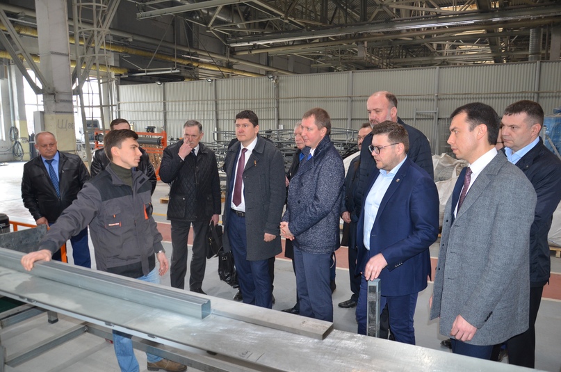 Глава района Дмитрий Юнусов совместно с руководством Корпорации развития малого и среднего предпринимательства Ярославской области представил депутатам Ярославской областной Думы тутаевский промышленный парк «Мастер»