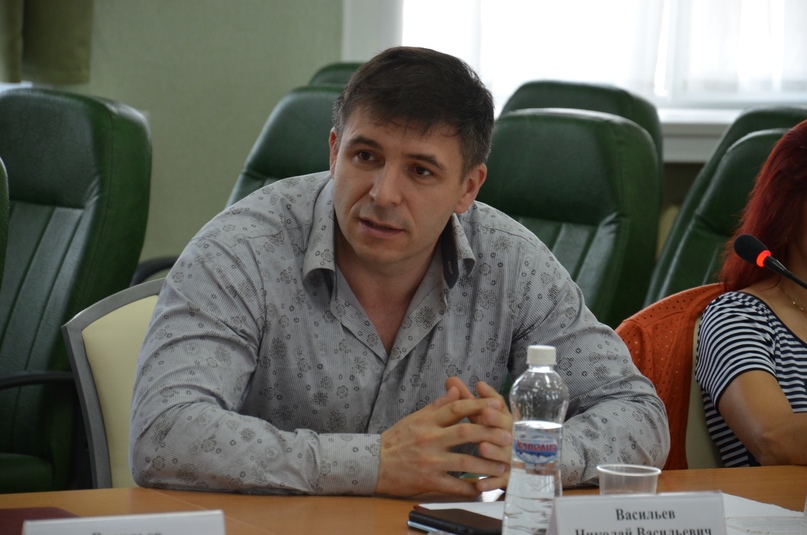 На заседании муниципального совета глава района Дмитрий Юнусов выступил с отчетом о работе администрации в 2018 году