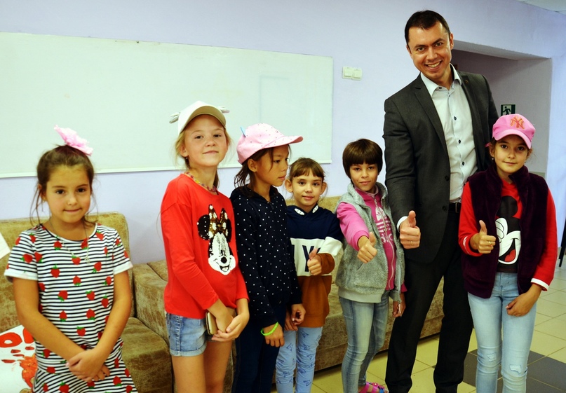 59 детей из Иркутской области в настоящее время размещены в социально-оздоровительном центре «Чайка», который находится неподалеку от города в Артемьевском сельском поселении