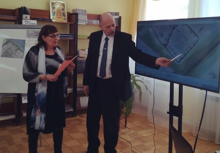 Cегодня в районной библиотеке прошел круглый стол, на котором обсуждали проект благоустройства исторической части левобережья Тутаева