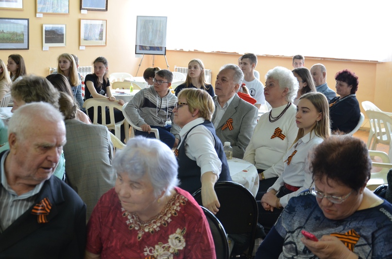 В тутаевском молодежном центре "Галактика" состоялась традиционная ежегодная "Встреча поколений", она организуется совместно с Советом ветеранов в преддверии Дня Победы