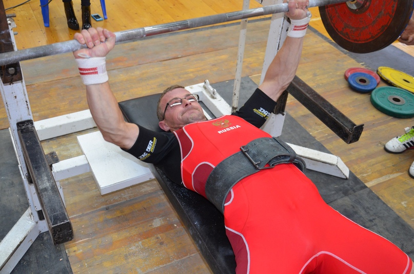 ПЕРВЫЙ "ЖИМ ТУТ"