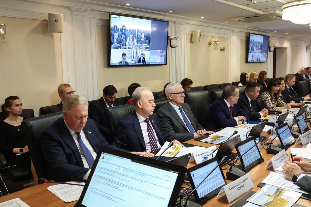 Необходимо урегулировать отношения управляющих компаний и собственников