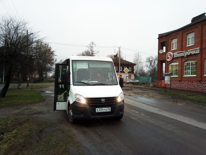 АВТОБУС НА ЛЕВОМ БЕРЕГУ Ходит до переправы, но может уйти в историю