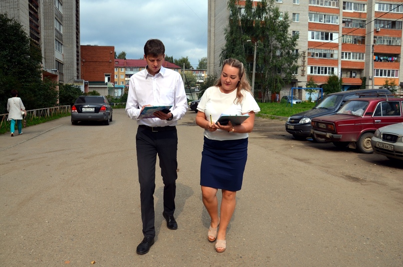 Информационный центр «Берега» присоединился к специалистам управления муниципального контроля в ходе одной из проверок  УПРАВЛЯЮЩИЕ КОМПАНИИ, ВЫ ГДЕ? Мы уже рассказывали о молодом и энергичном структурном подразделении администрации района – управлении му