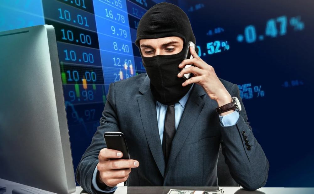 Звонок от «начальника» и другие новые способы телефонного мошенничества