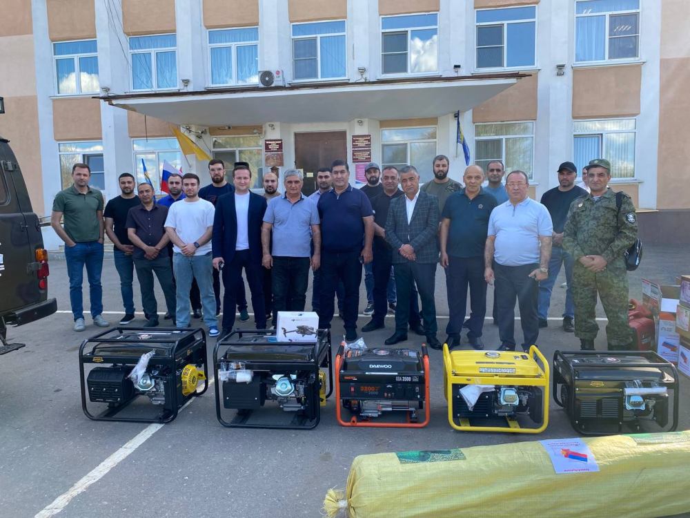 Россия – многонациональная страна, но мы все – один народ и вместе помогаем защитникам Отечества