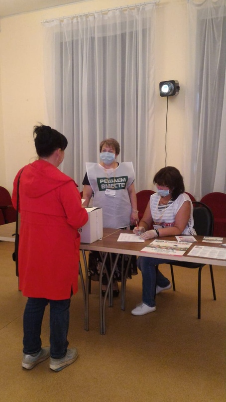 Подходит к концу первый день голосования в Тутаевском районе