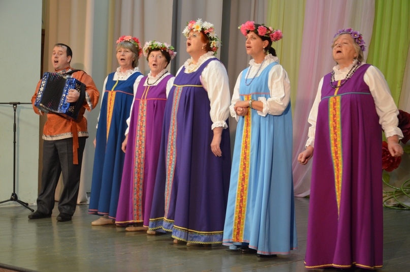 С ОТКРЫТОЙ ДУШОЙ И ДОБРЫМ СЕРДЦЕМ   В левобережной части города в районном Центре культуры и досуга отметили день инвалидов