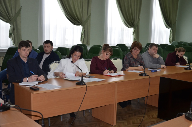 КАКИЕ ПЕРСПЕКТИВЫ ОТКРЫВАЕТ КАДРОВЫЙ РЕЗЕРВ В администрации района состоялся очередной прием в кадровый резерв