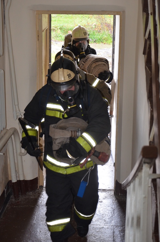 В администрации района прошли пожарно-спасательные учения