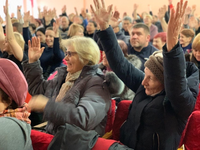 ЧТО НУЖНО, ЧТОБЫ ПОСТРОИТЬ СТАДИОН У ШКОЛЫ №3  Перед тем, как начнется строительство, предстоит обеспечить на площадке надежное водоотведение