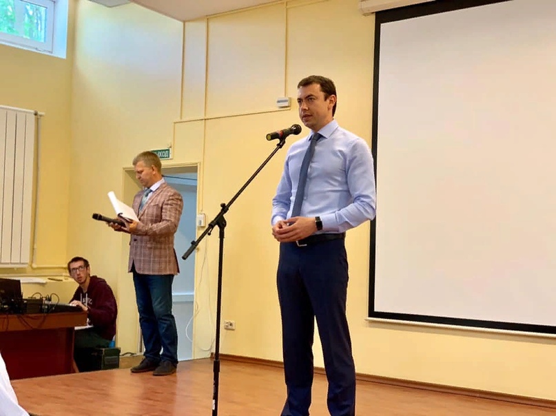 В преддверии Дня медицинского работника в Ярославле вручили Губернаторские премии профессионалам своего дела, среди награжденных - тутаевский врач