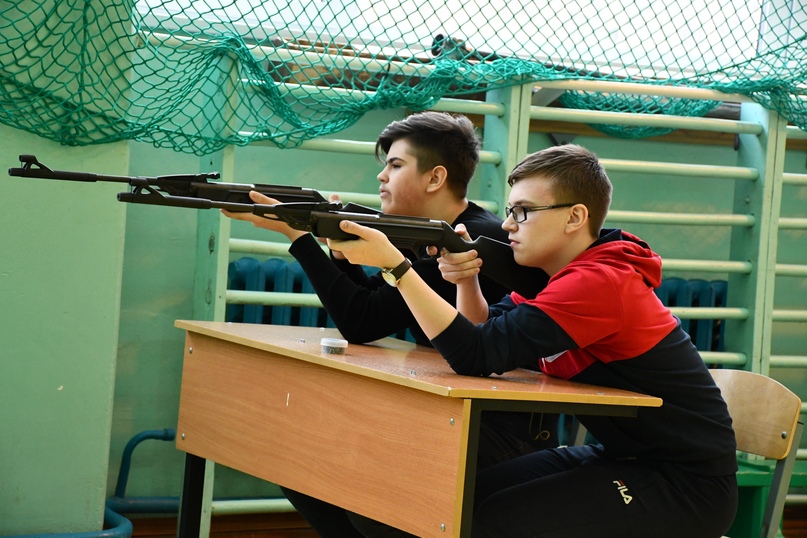 В лицей №1 прибыл новый спортивный инвентарь в рамках губернаторского проекта «Спорт – детям»