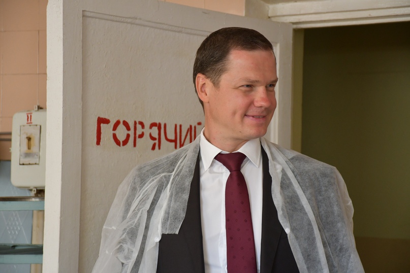 Зампред Правительства области Максим Авдеев посетил социально-оздоровительный центр "Чайка"