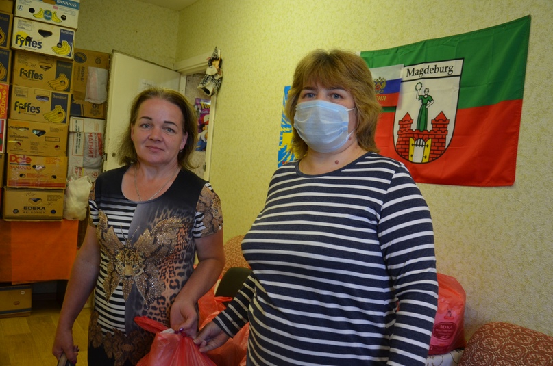 Вручили 15 продуктовых наборов многодетным