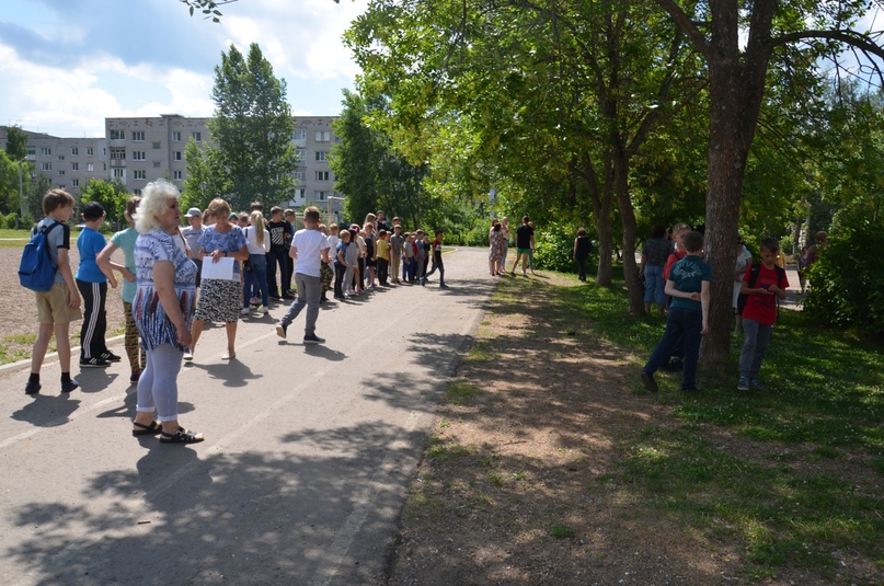 В тутаевском лицее № 1 прошли учения сотрудников МЧС с привлечением пожарного расчета ПЧ-20