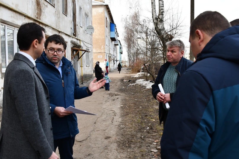 В Тутаеве поставлена задача: до 15 апреля решить проблему домов без управления, таких в городе несколько десятков