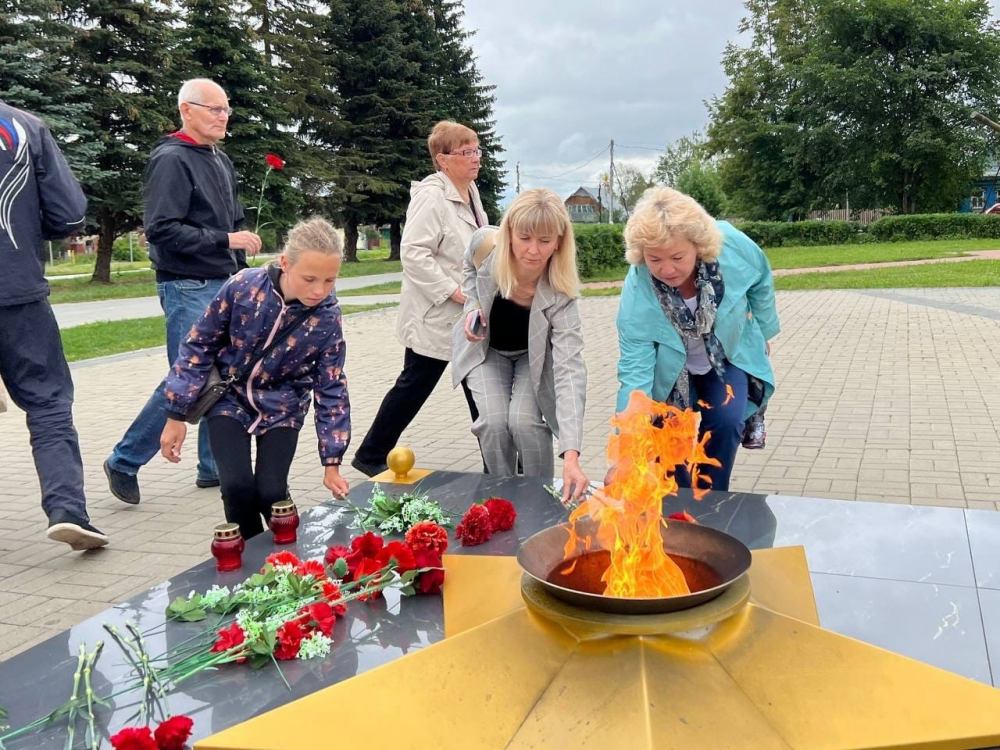 Еще два бойца отправились на выручку к своим землякам