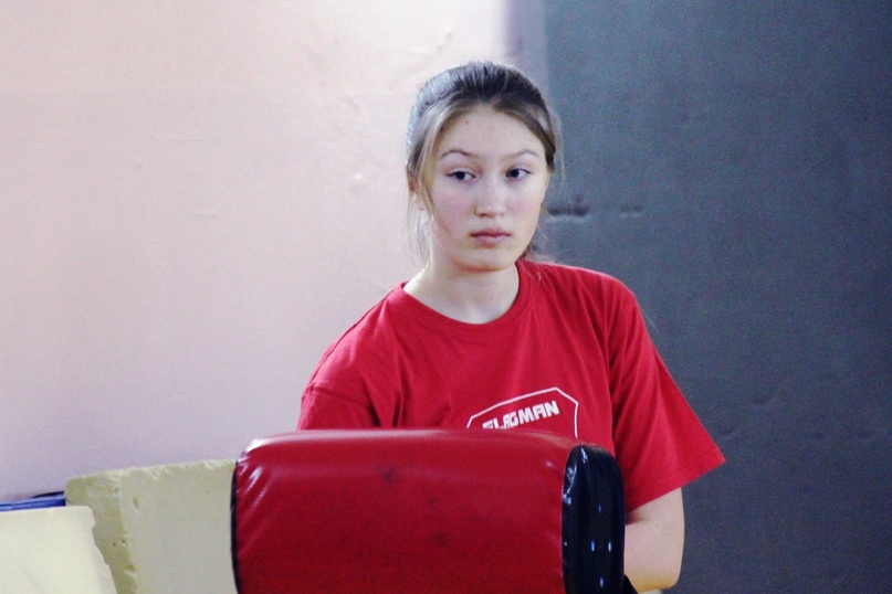 РЕГБИ-7: СБОРНАЯ РЕГИОНА СОБИРАЕТСЯ В КОНСТАНТИНОВСКОМ СП В Фоминском состоялся учебно-тренировочный сбор юных регбисток Ярославской области