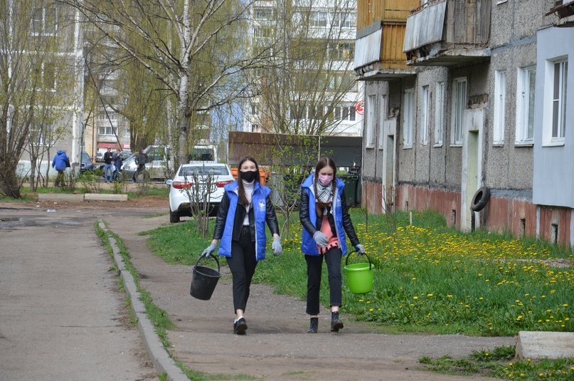 В Тутаевском районе проходит акция к 75-летию Великой Победы «Клумба для ветерана»
