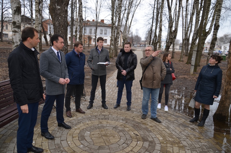 Глава района Дмитрий Юнусов провел на левом берегу города встречу с жителями