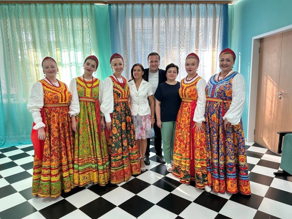 «Отрада» подарила праздник жителям Емишева