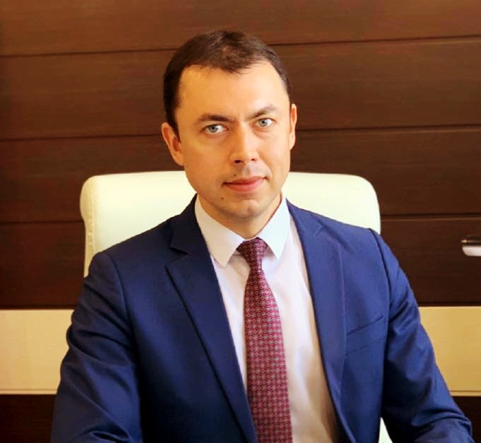 Прекрасные дамы!   Поздравляю вас с Международным женским днем 8 Марта!    Дорогие сестры, бабушки, мамы, жены! Для нас, мужчин, вы всегда являетесь самыми любимыми, милыми и добрыми