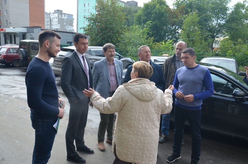 Тутаевский район – один из лидеров по темпам реализации программы «Решаем вместе!» Это выяснилось в ходе визита к нам представителей Правительства области, проектного офиса «Решаем вместе!» и Общественной палаты