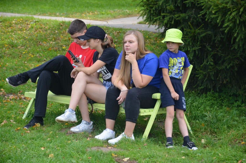 59 детей из Иркутской области в настоящее время размещены в социально-оздоровительном центре «Чайка», который находится неподалеку от города в Артемьевском сельском поселении