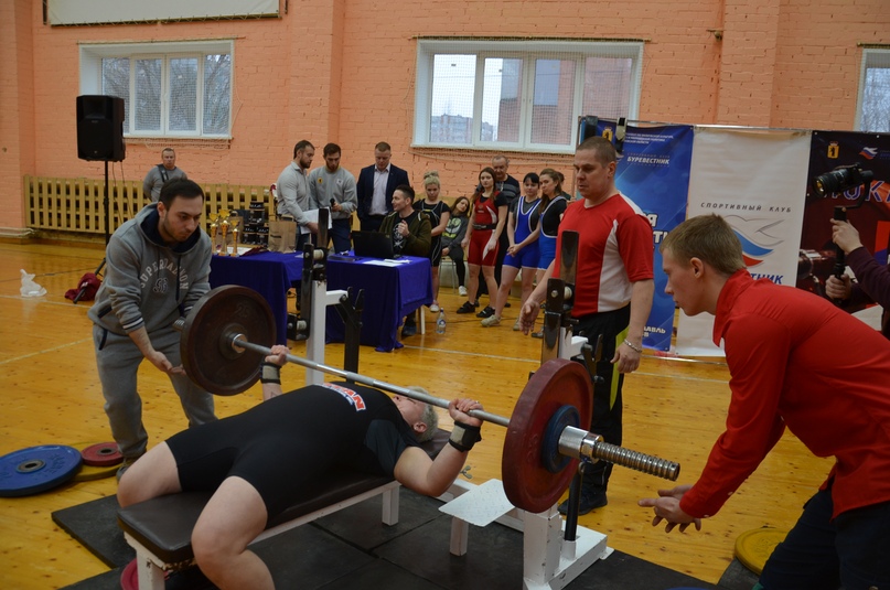 ВПЕРВЫЕ В ТУТАЕВЕ - «ЖИМ ТУТ»