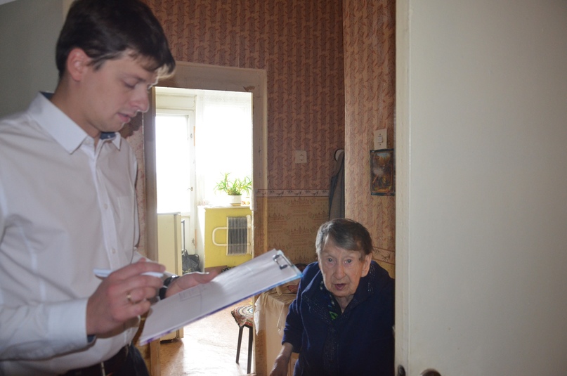 Информационный центр «Берега» присоединился к специалистам управления муниципального контроля в ходе одной из проверок  УПРАВЛЯЮЩИЕ КОМПАНИИ, ВЫ ГДЕ? Мы уже рассказывали о молодом и энергичном структурном подразделении администрации района – управлении му