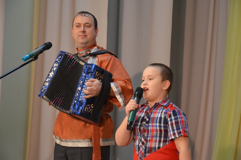 С ОТКРЫТОЙ ДУШОЙ И ДОБРЫМ СЕРДЦЕМ   В левобережной части города в районном Центре культуры и досуга отметили день инвалидов