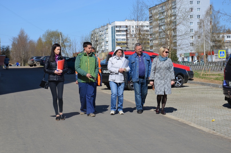 Муниципальное учреждение «Агентство по развитию ТМР» продолжает проводить обследование выполненных работ в рамках гарантийных обязательств по контрактам на ремонт улично-дорожной сети и дворовых территорий