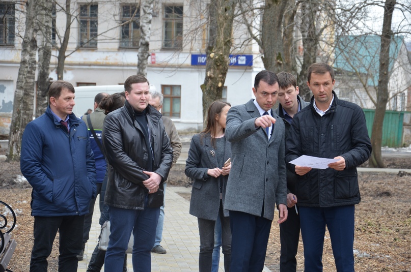 Глава района Дмитрий Юнусов провел на левом берегу города встречу с жителями