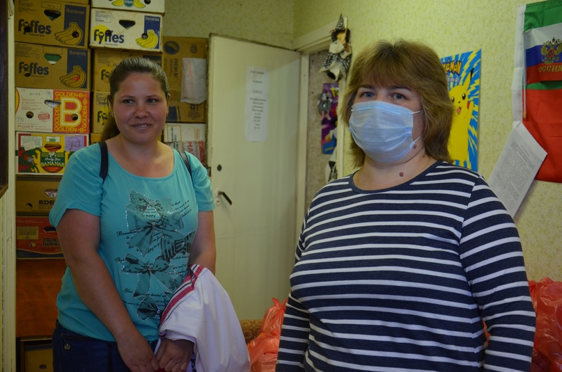 Вручили 15 продуктовых наборов многодетным