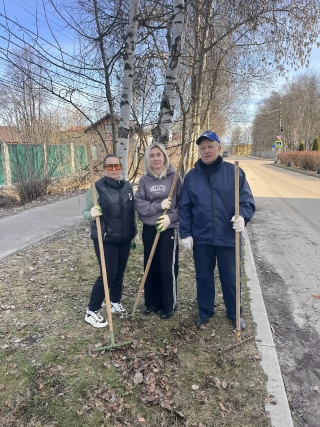 Приглашаем всех на субботники!