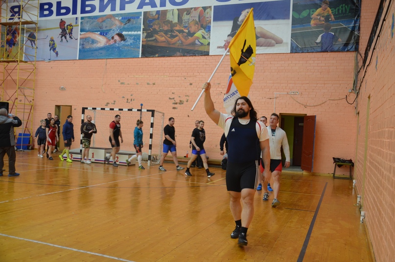 ВПЕРВЫЕ В ТУТАЕВЕ - «ЖИМ ТУТ»