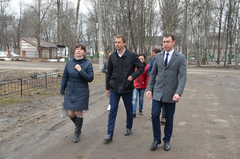 Глава района Дмитрий Юнусов провел на левом берегу города встречу с жителями